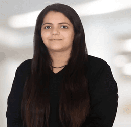 Riya Manocha, Senior Accountant at G&S Accountancy